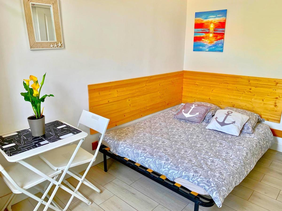 Blue Summer Vibes Mini Studio For Two, Ac, Parking, Beach At 50M, Spa Access -2 La Ciotat Bagian luar foto